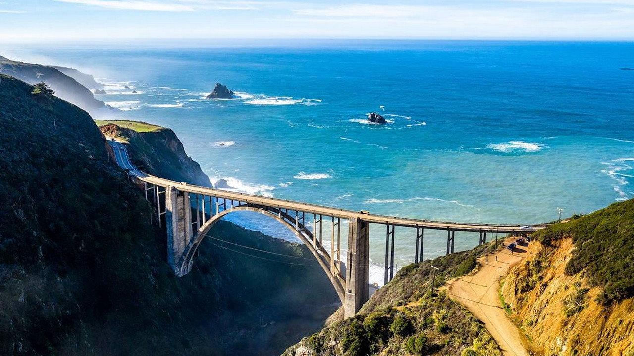 U.S. Route 101, de Seattle à la Californie 2023 movie scene