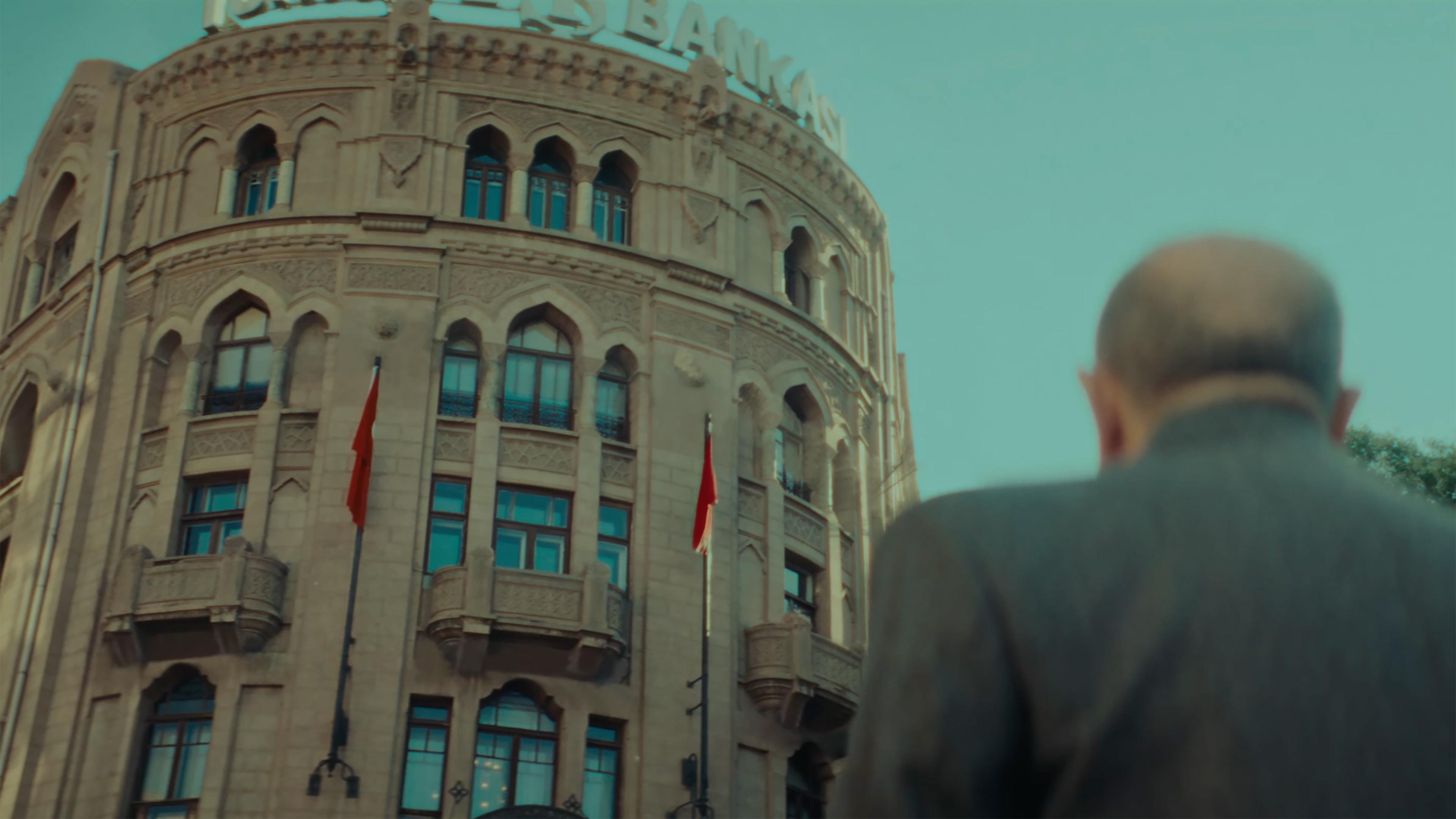 100 Yillik Armagan 2024 movie scene