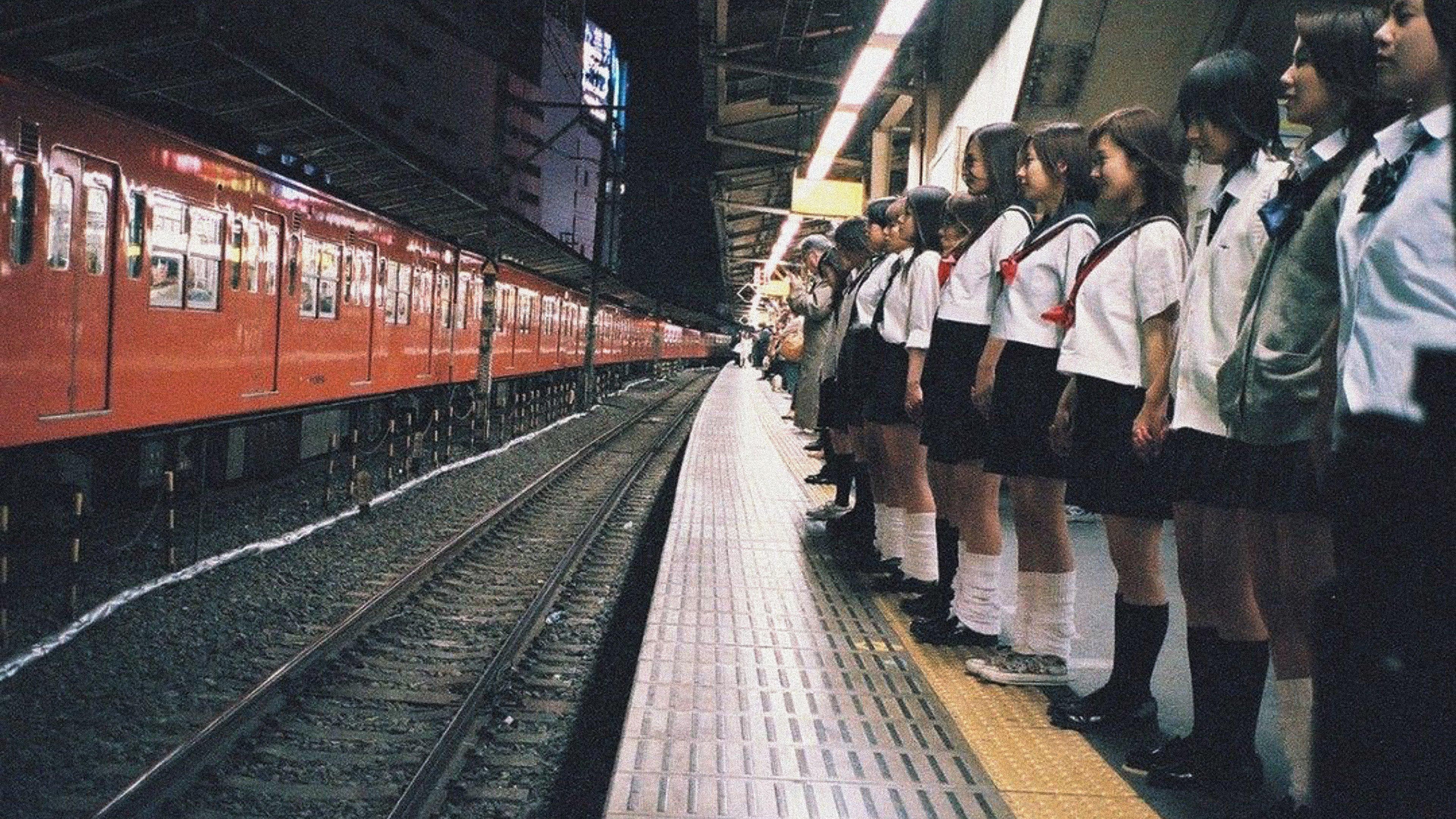 Suicide Club 2001 movie scene