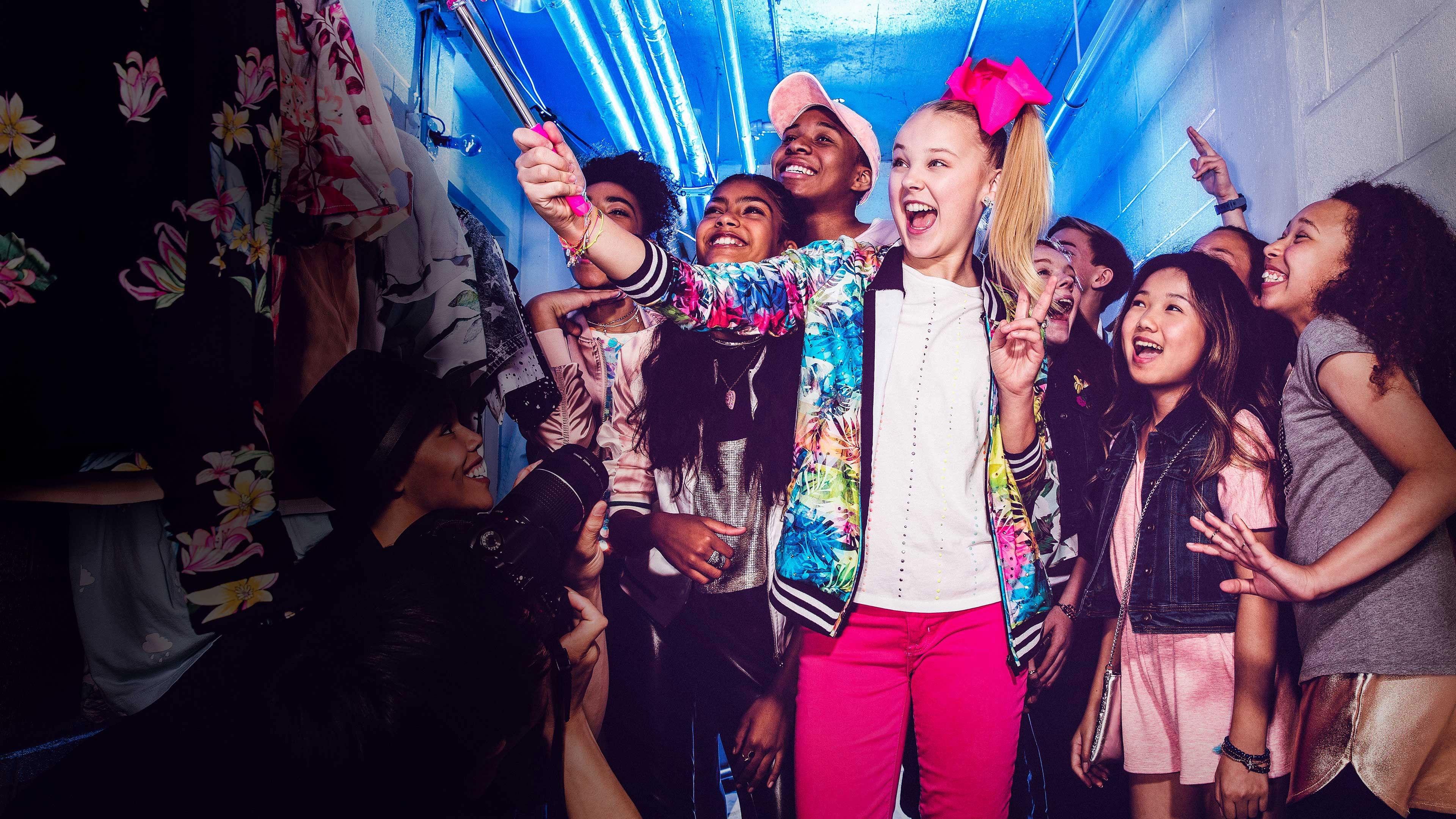 JoJo Siwa: My World 2017 movie scene