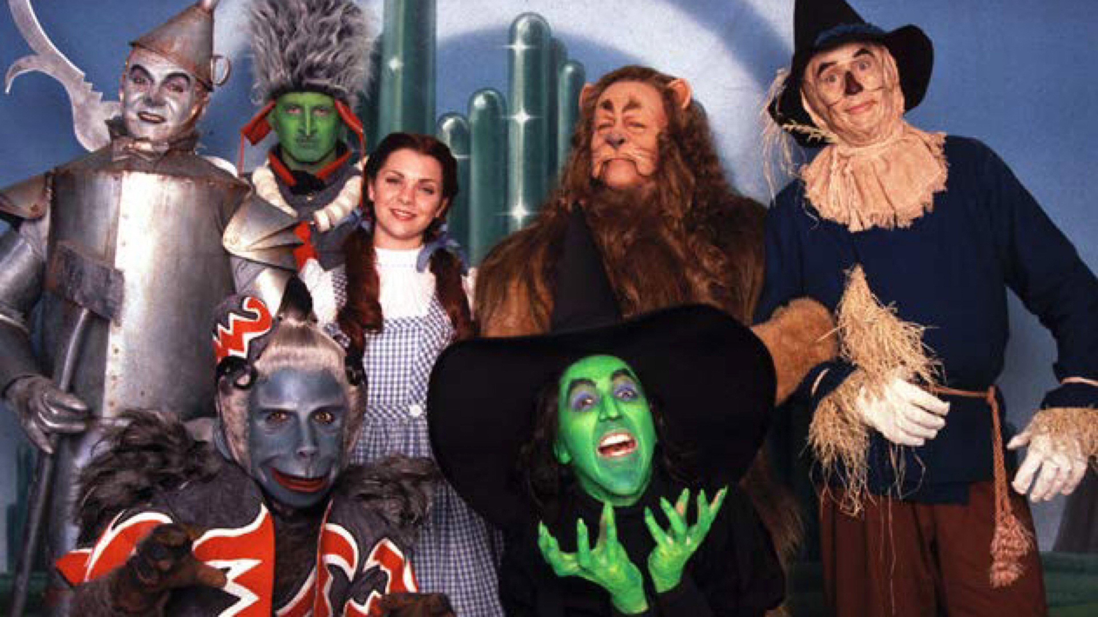 A Tribute to the Wizard of Oz 1999 movie scene