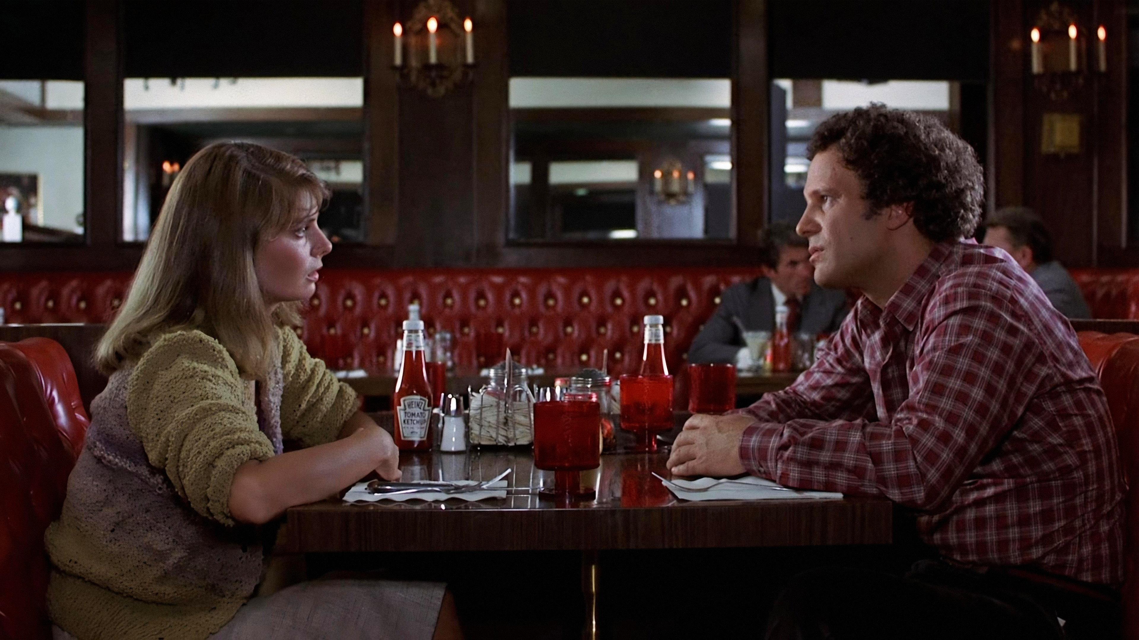 Modern Romance 1981 movie scene
