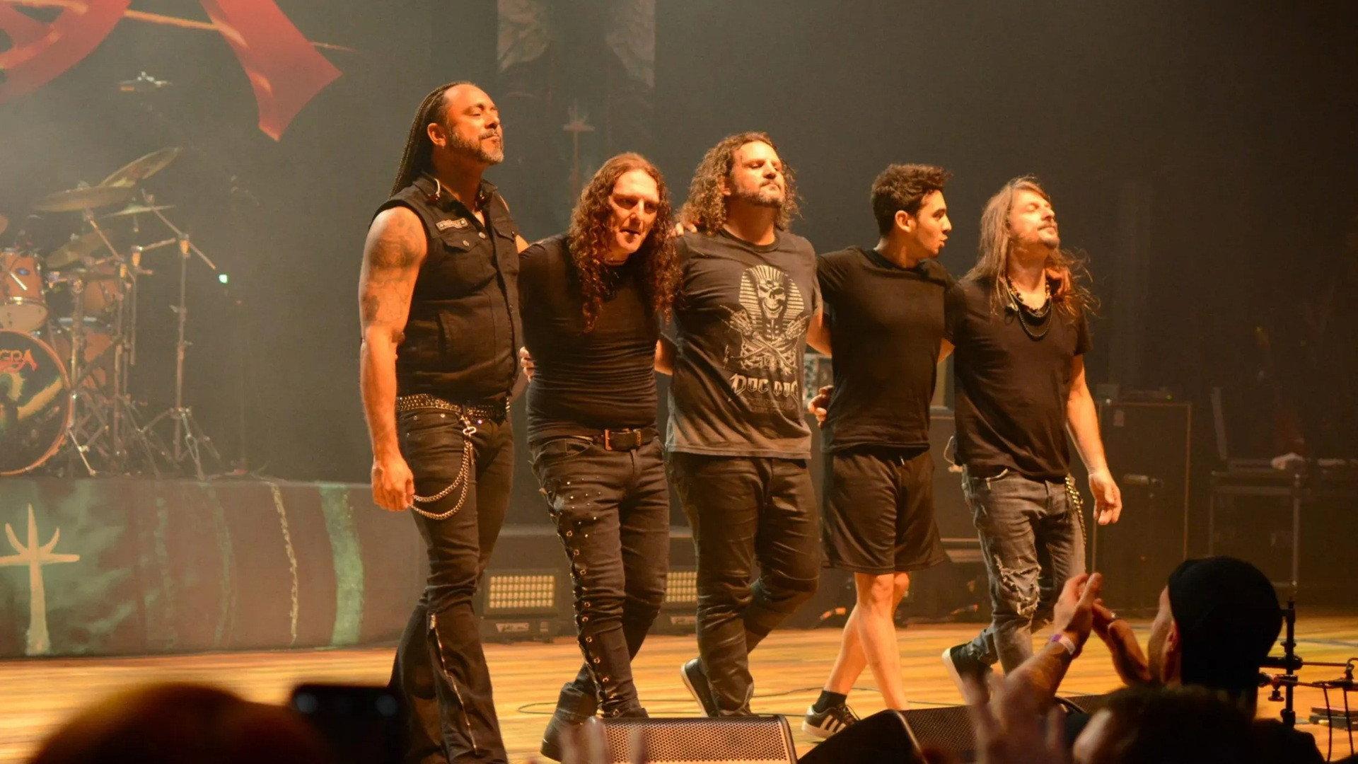 Angra - Acoustic  Live at Opera de Arame 2023 movie scene
