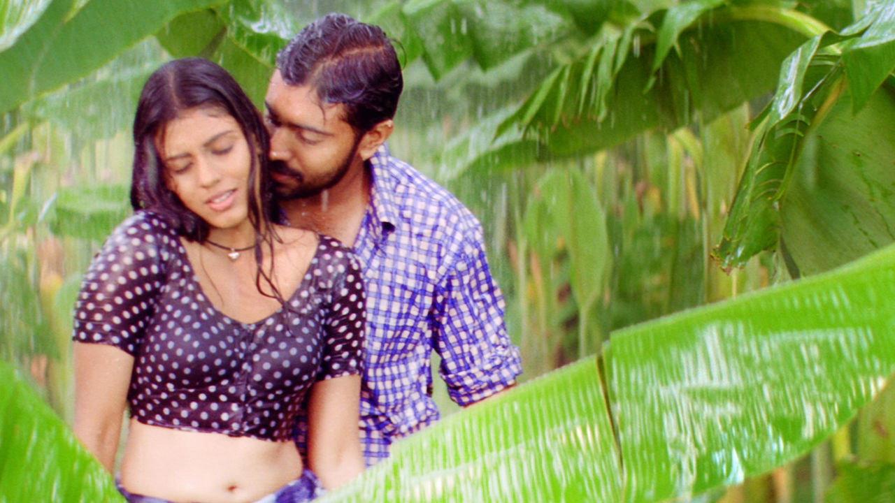 Bhoopadathil Illatha Oridam 2012 movie scene