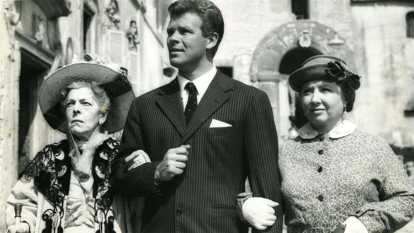 Oh! Sabella 1957 movie scene