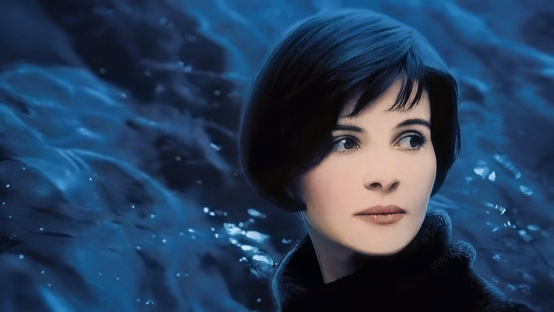 Three Colors: Blue 1993 movie scene