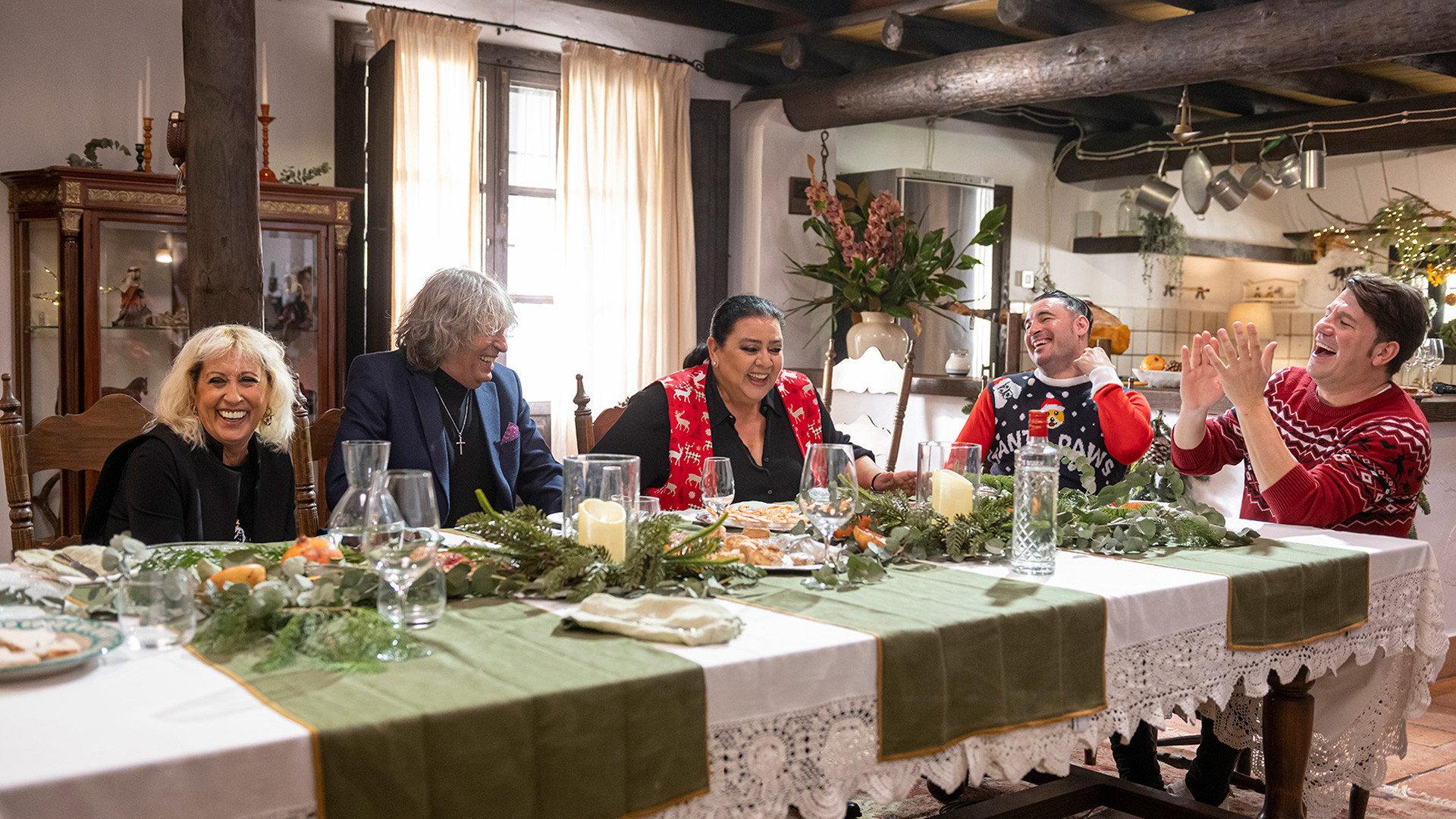 Al son de la navidad 2022 movie scene