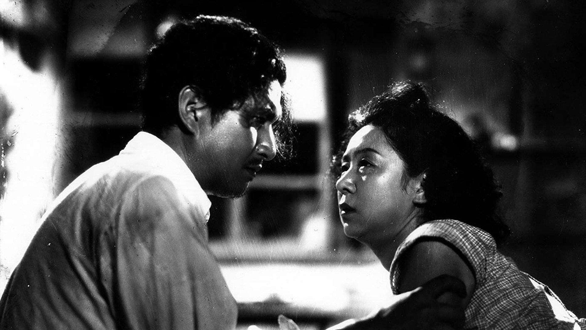 A Hen in the Wind 1948 movie scene