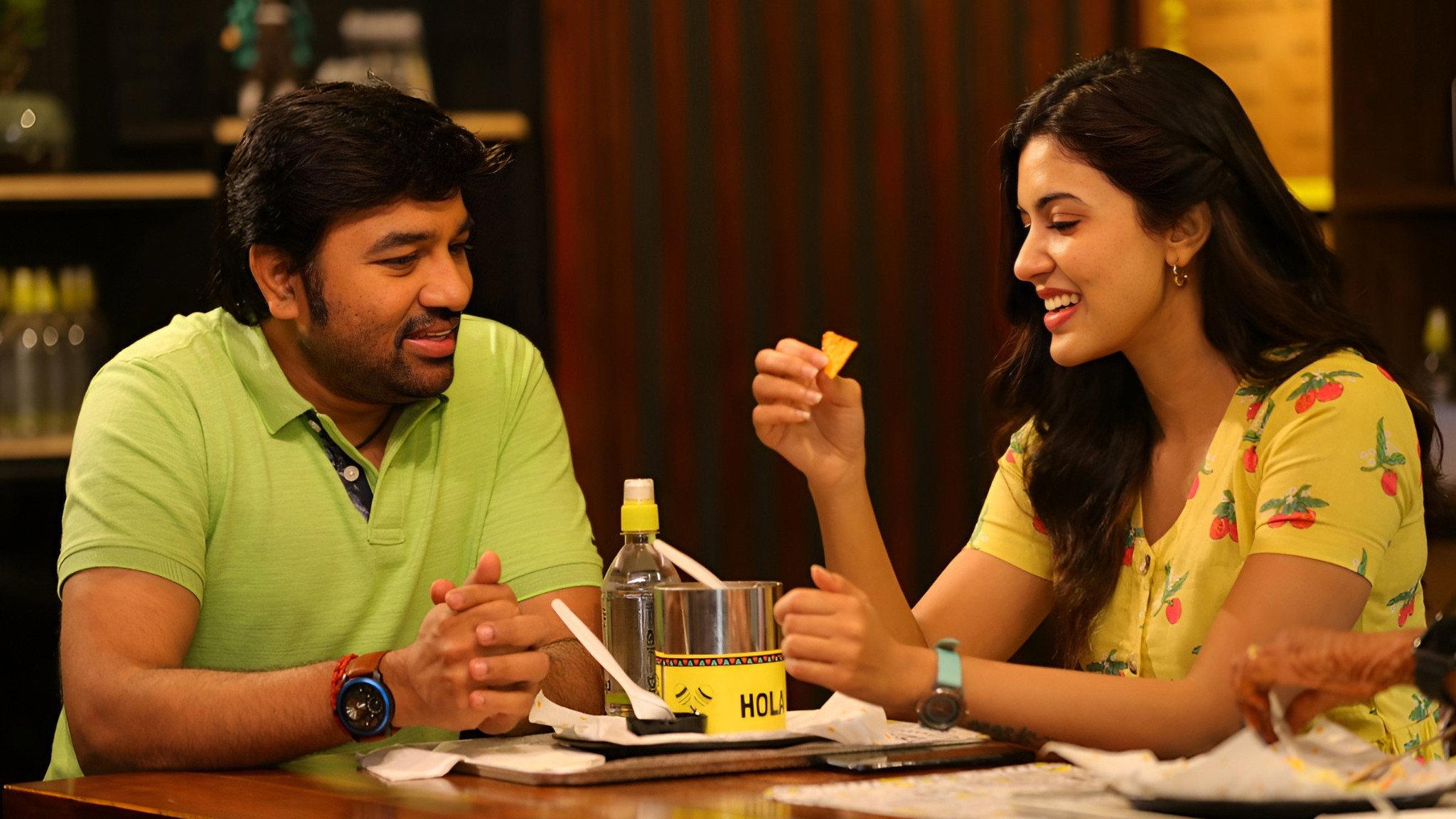 Single Shankarum Smartphone Simranum 2023 movie scene