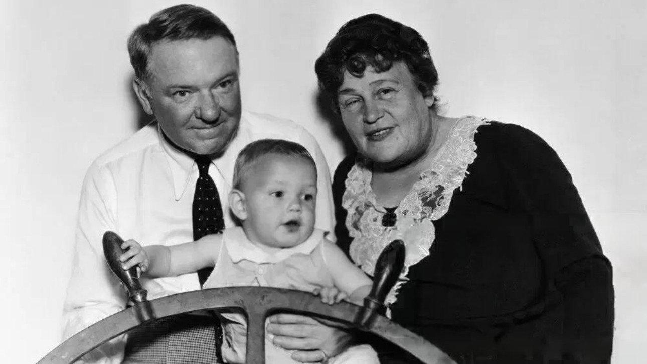 Tillie and Gus 1933 movie scene