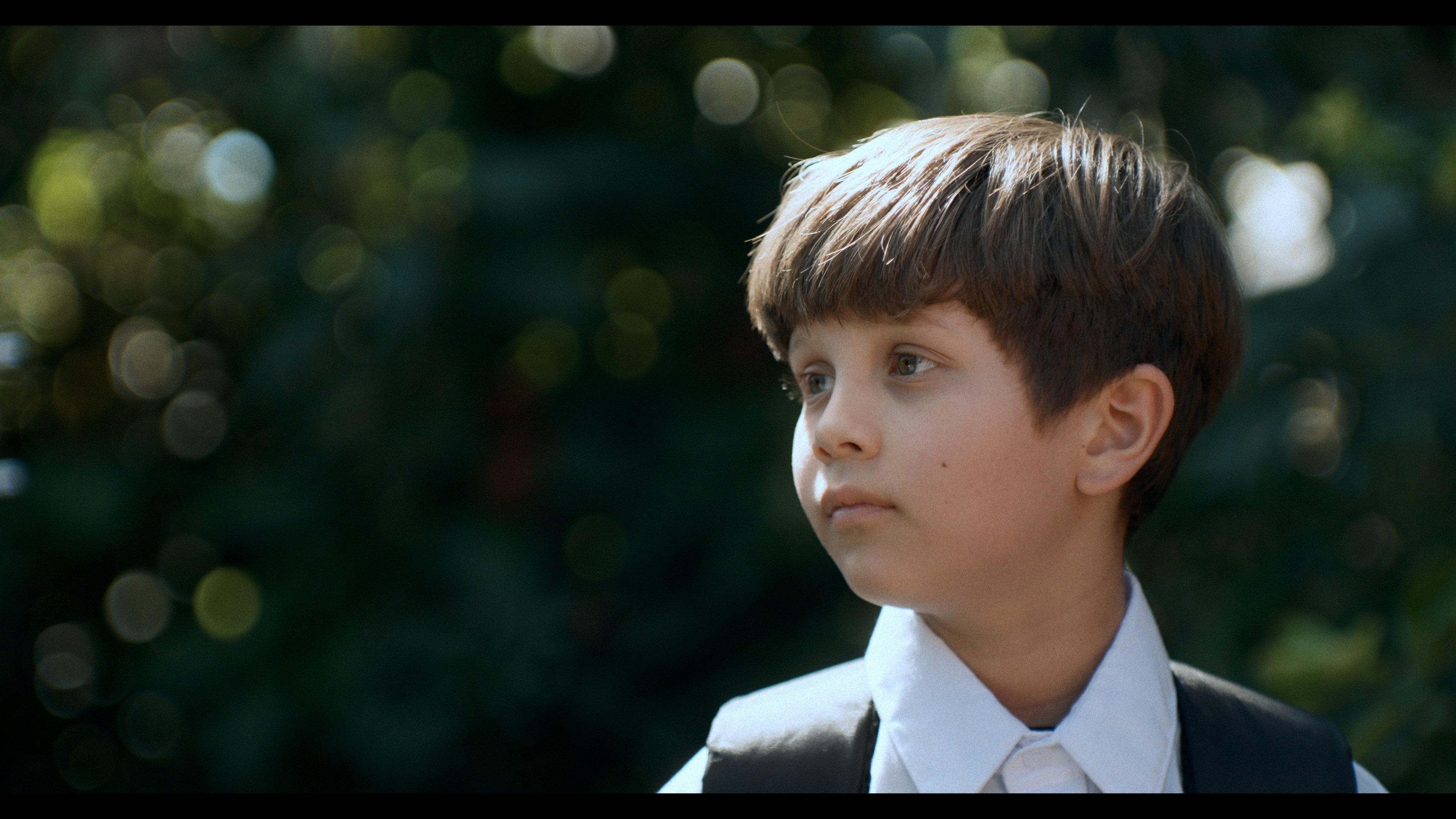 El silencio de la Tierra 2026 movie scene