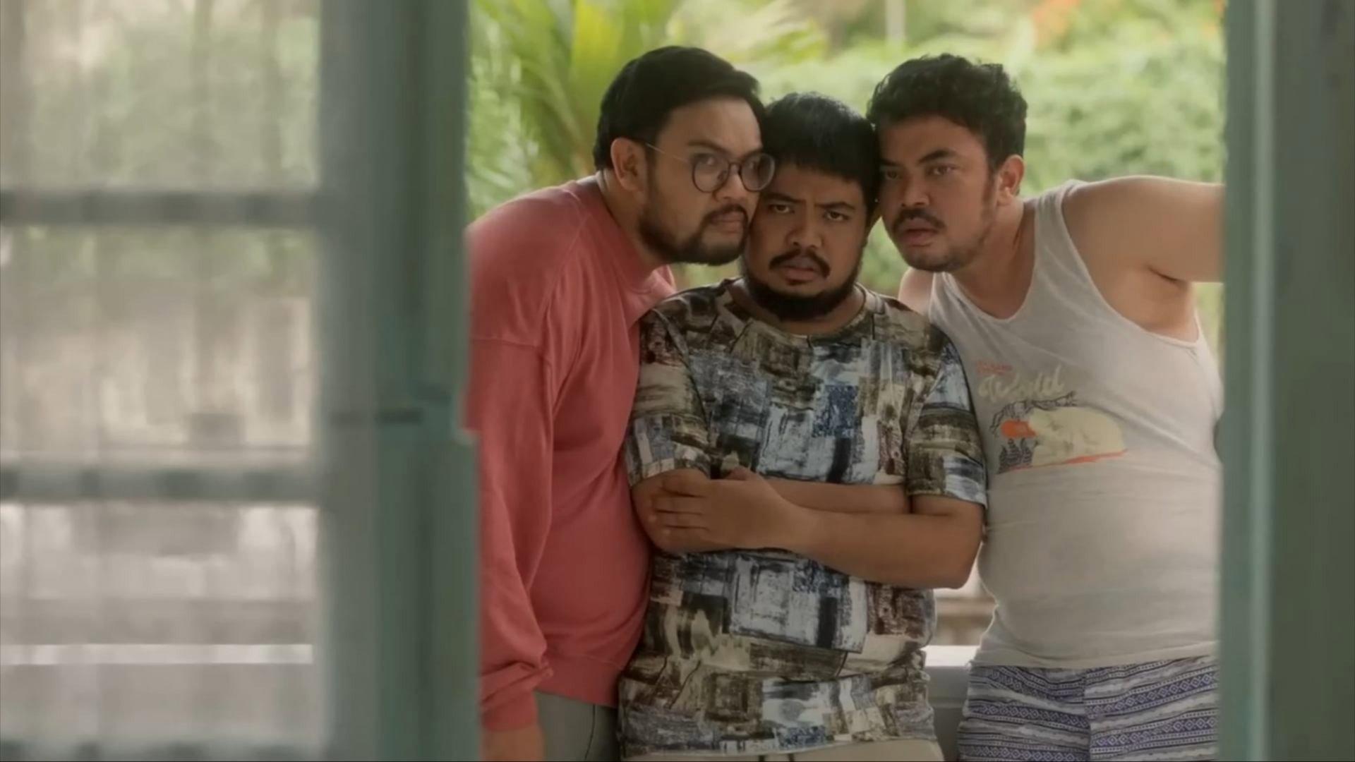 GJLS: Ibuku Ibu-Ibu 2025 movie scene