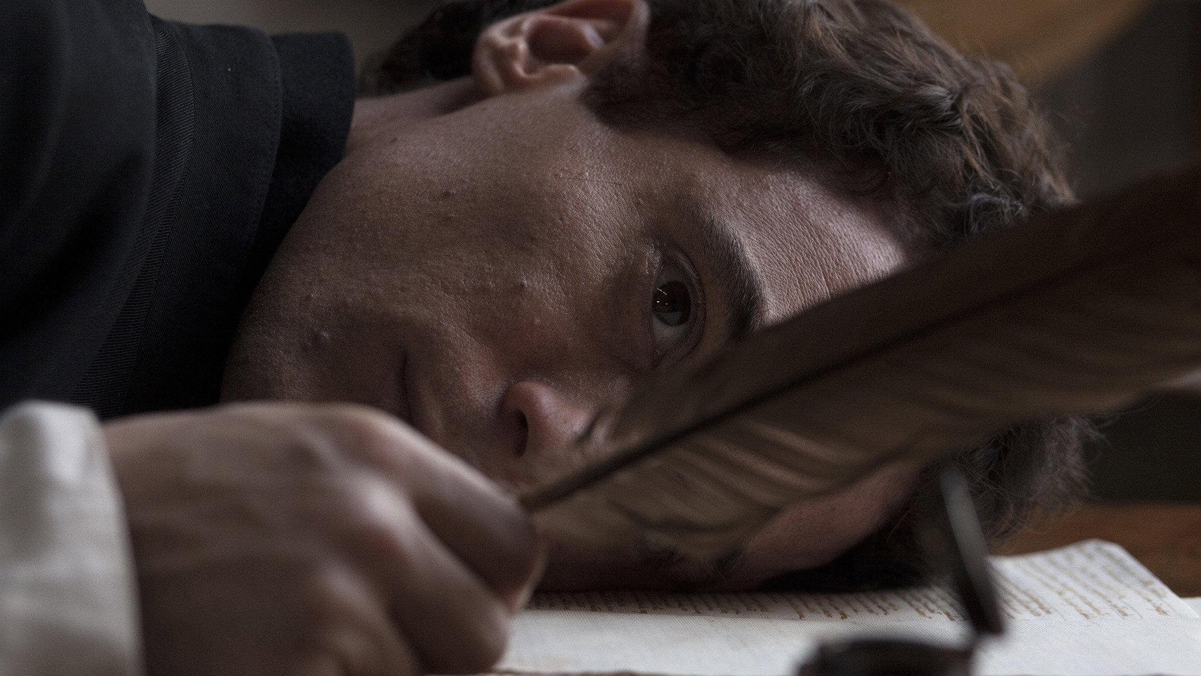 Leopardi 2014 movie scene