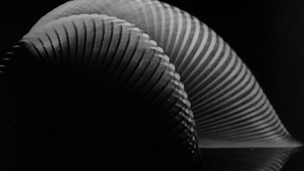 Parabola 1937 movie scene