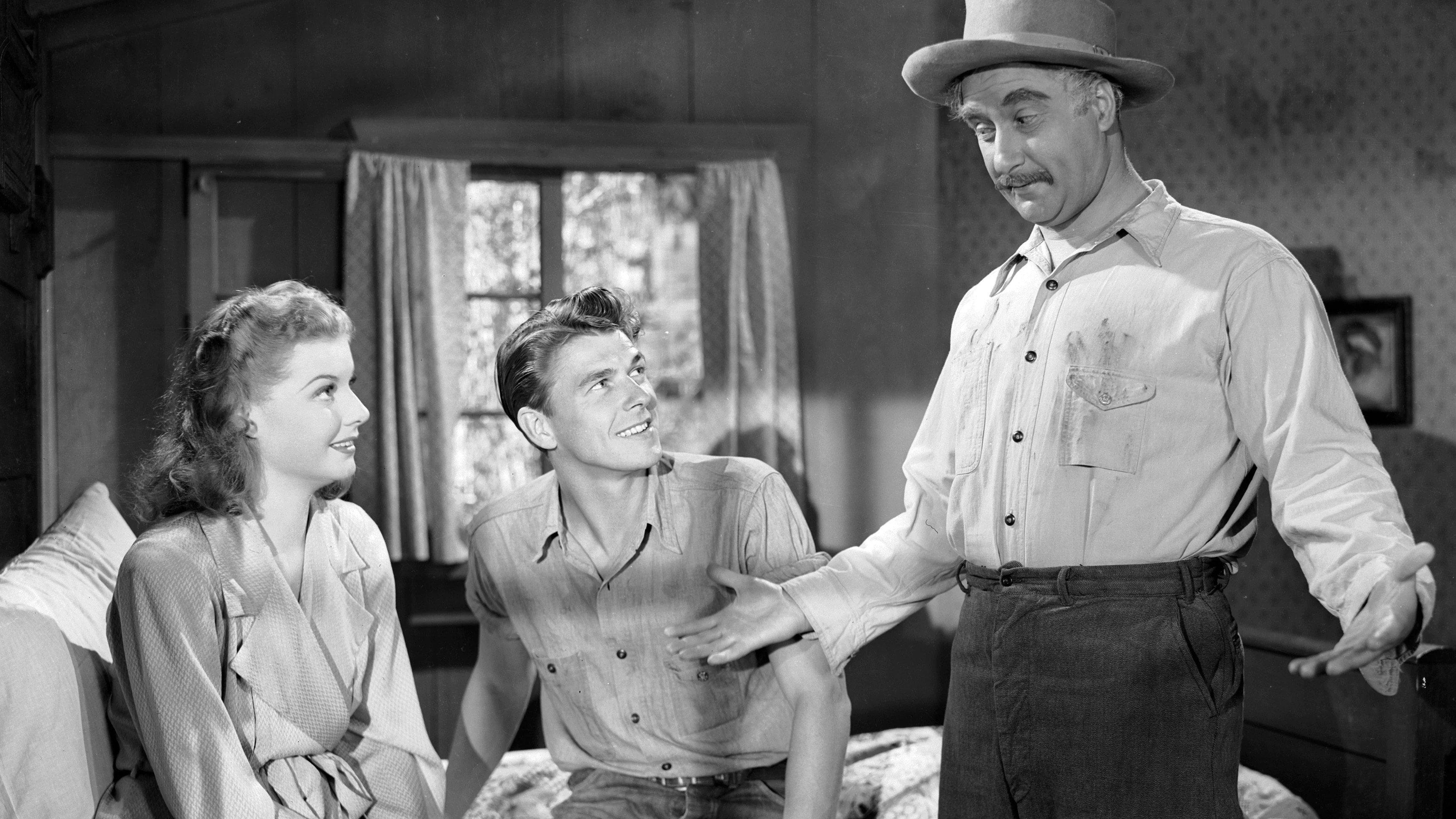 Juke Girl 1942 movie scene