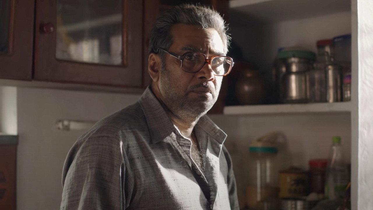 Aarkkariyam 2021 movie scene