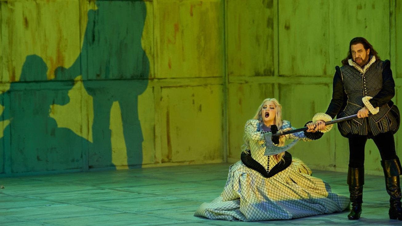 Il Trovatore - Staatsoper Berlin 2013 movie scene