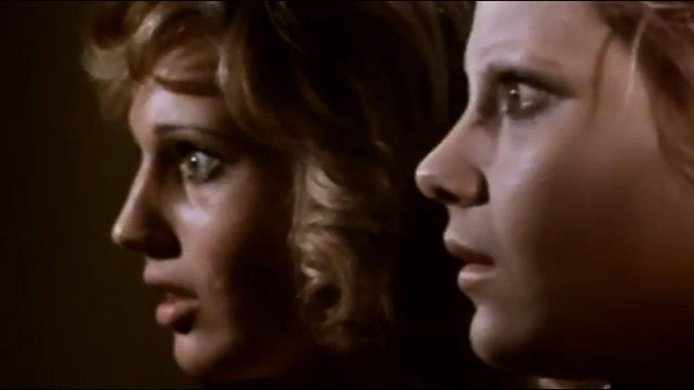 Mania 1974 movie scene