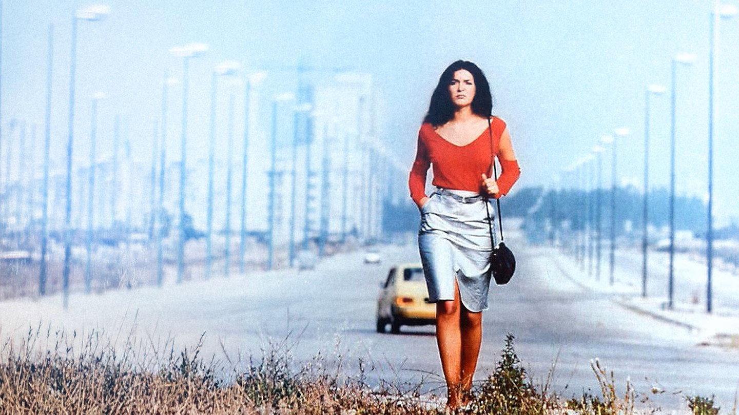 The Opportunities of Rosa 1981 movie scene
