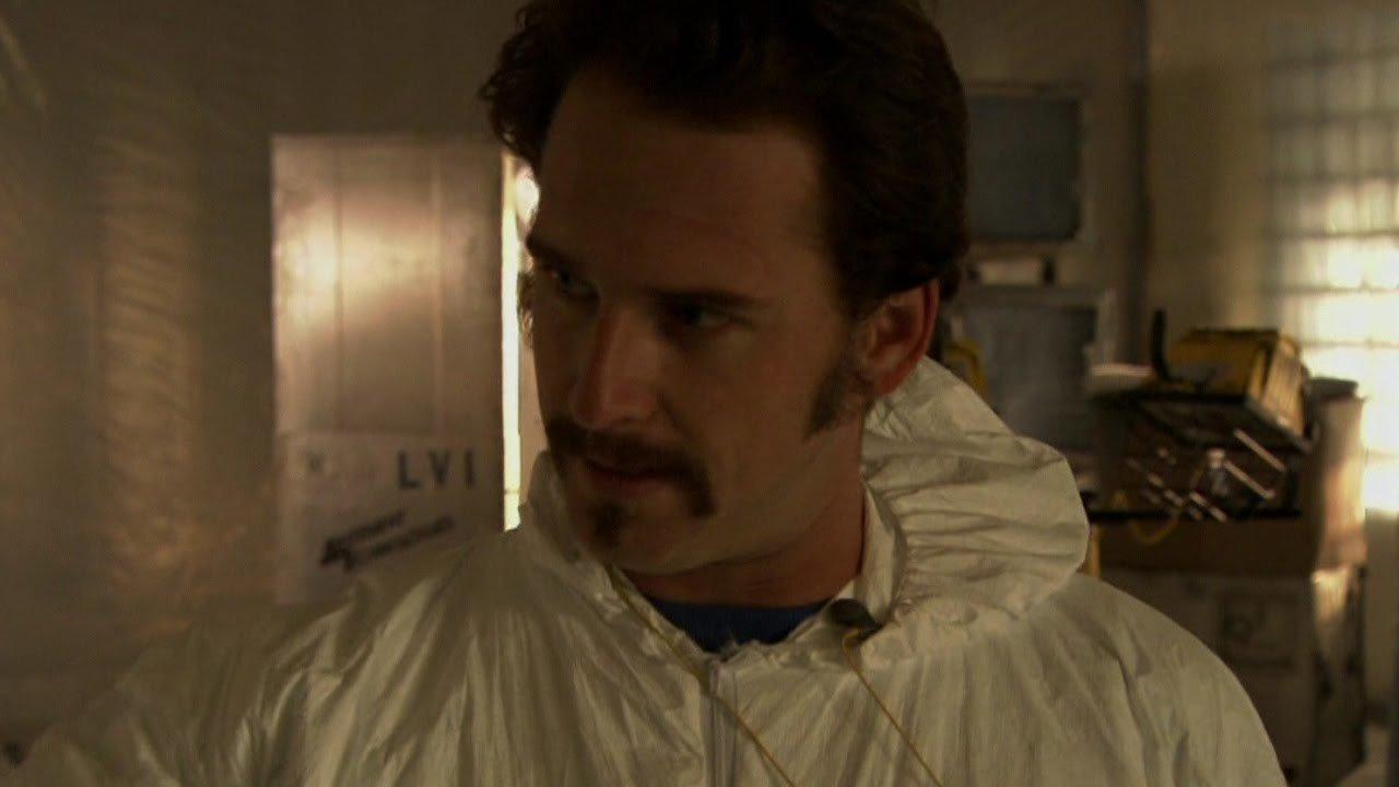 Session 9 2001 movie scene
