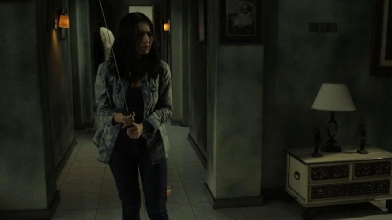 Kamar 207 2014 movie scene