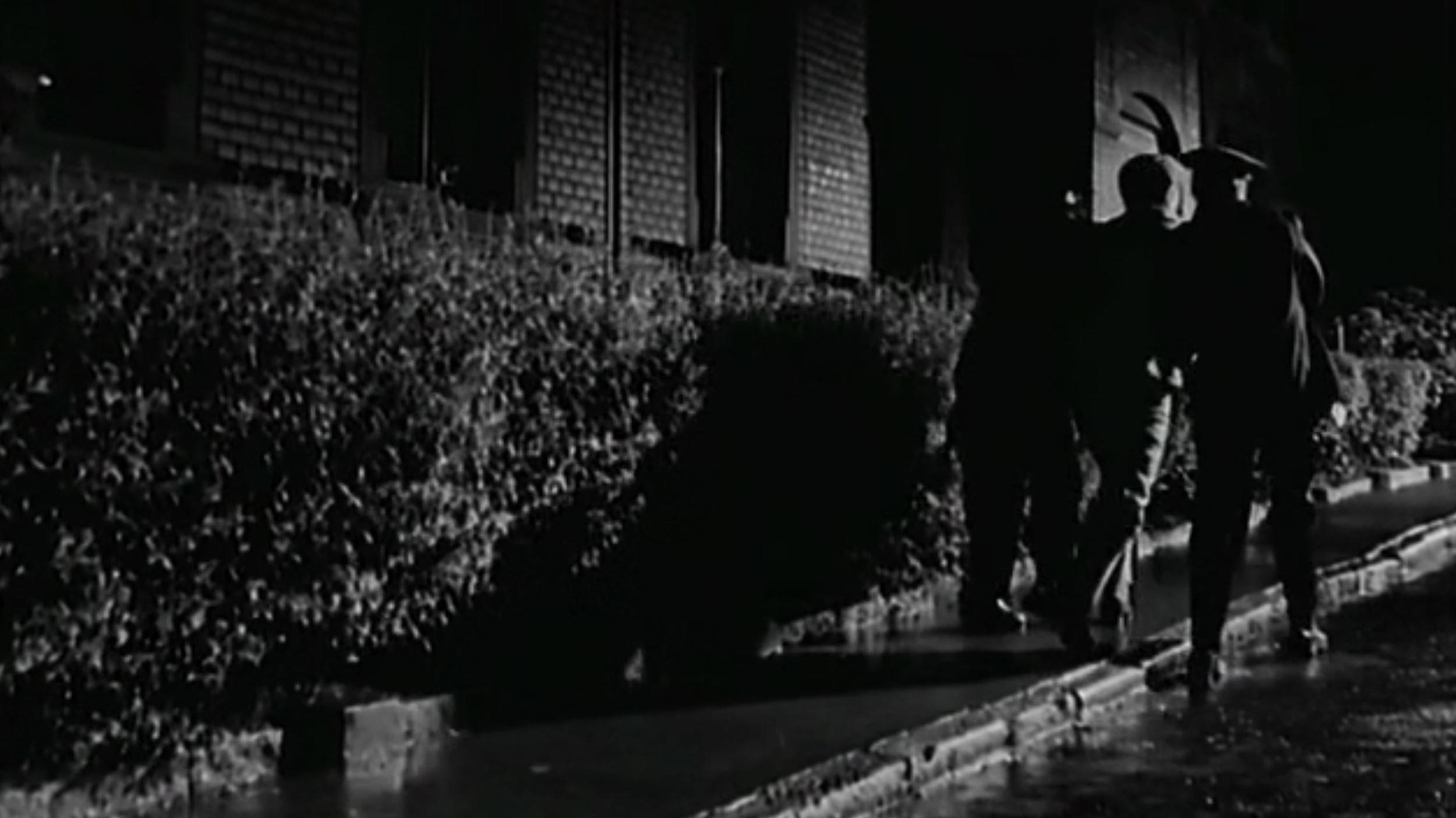 Schritte in der Nacht 1961 movie scene