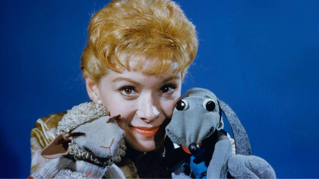 Shari & Lamb Chop 2025 movie scene