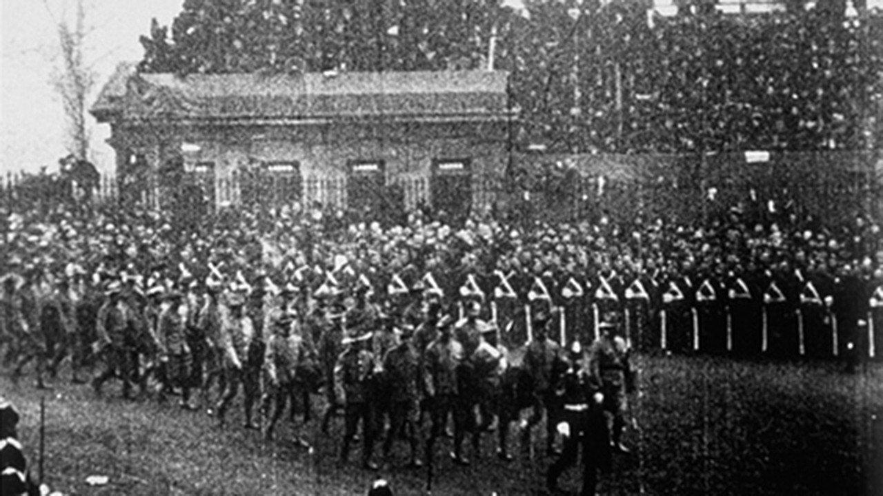 Troupes coloniales 1901 movie scene