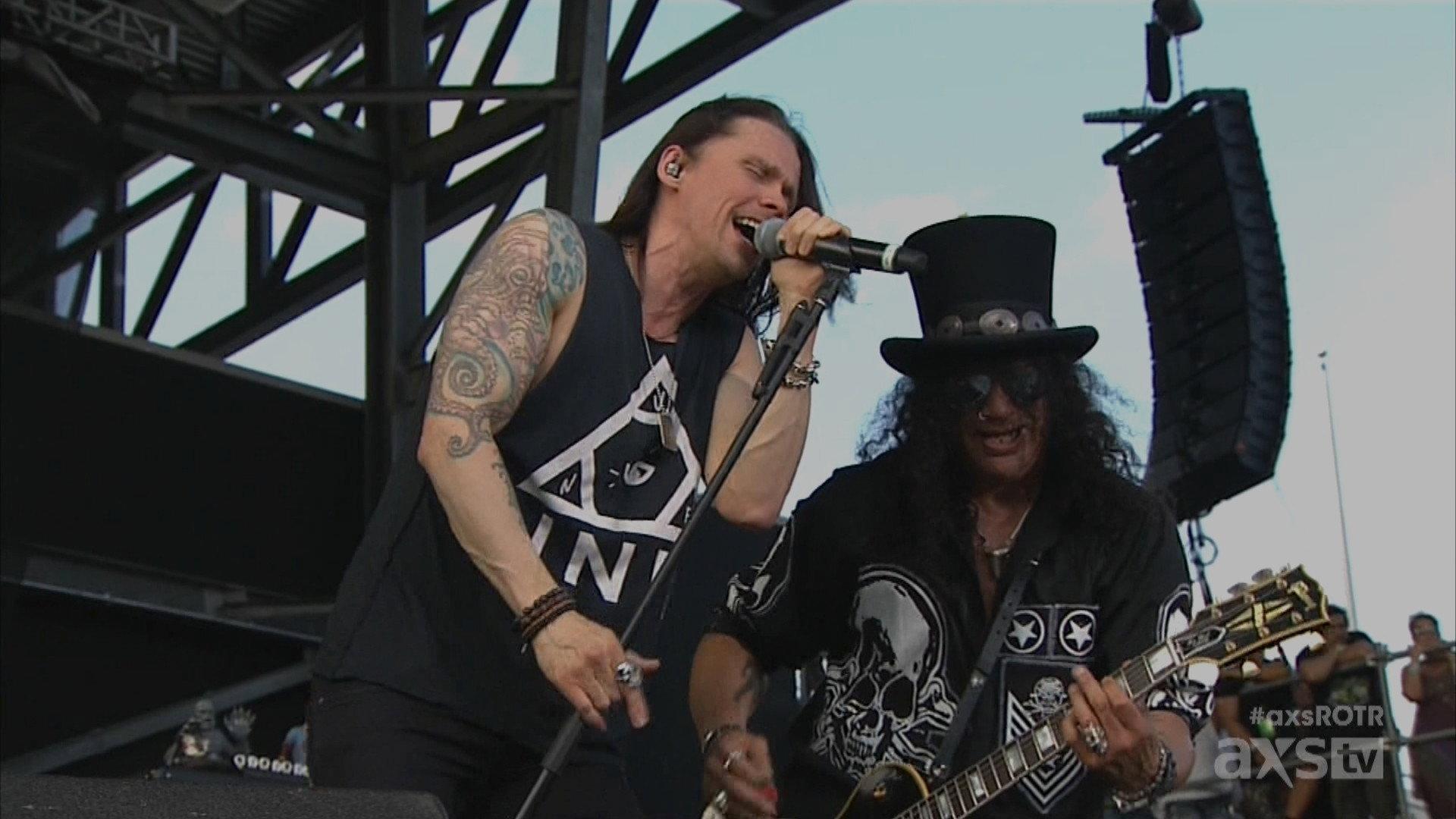 Slash feat. Myles Kennedy & The Conspirators: Rock on the Range Festival 2015 2015 movie scene