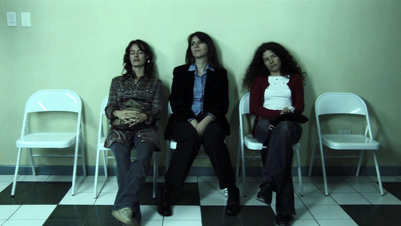 Esas no son penas 2005 movie scene