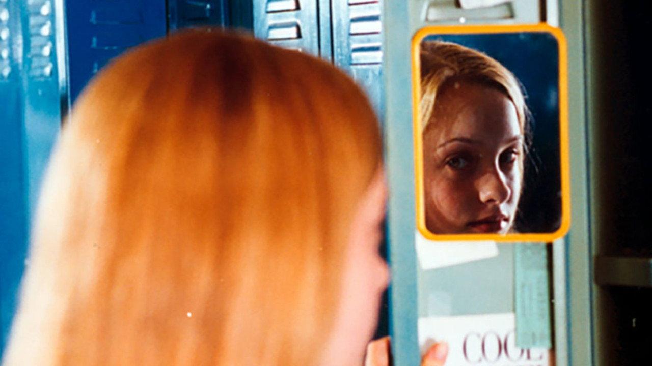 Uninvited 2000 movie scene
