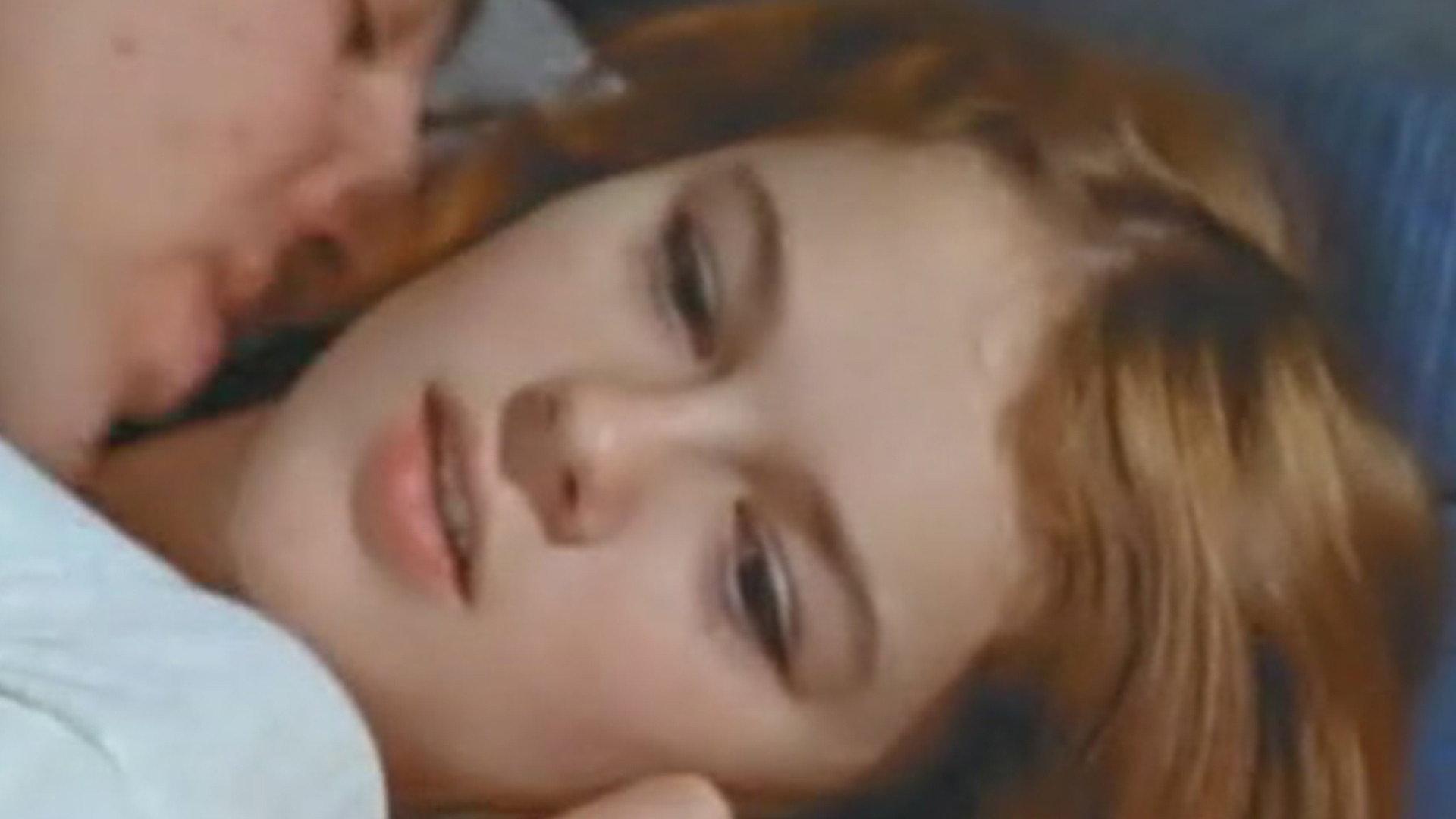 Cindy and Donna 1970 movie scene