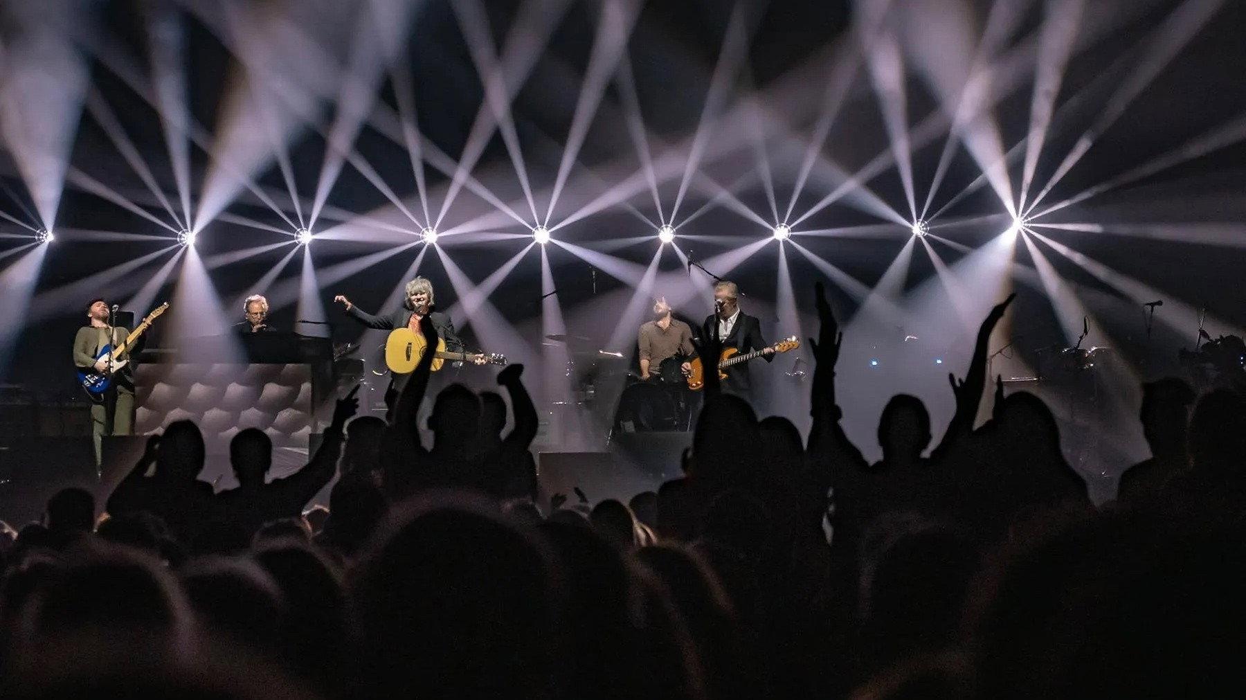 Crowded House: Live From the Island 2021 movie scene