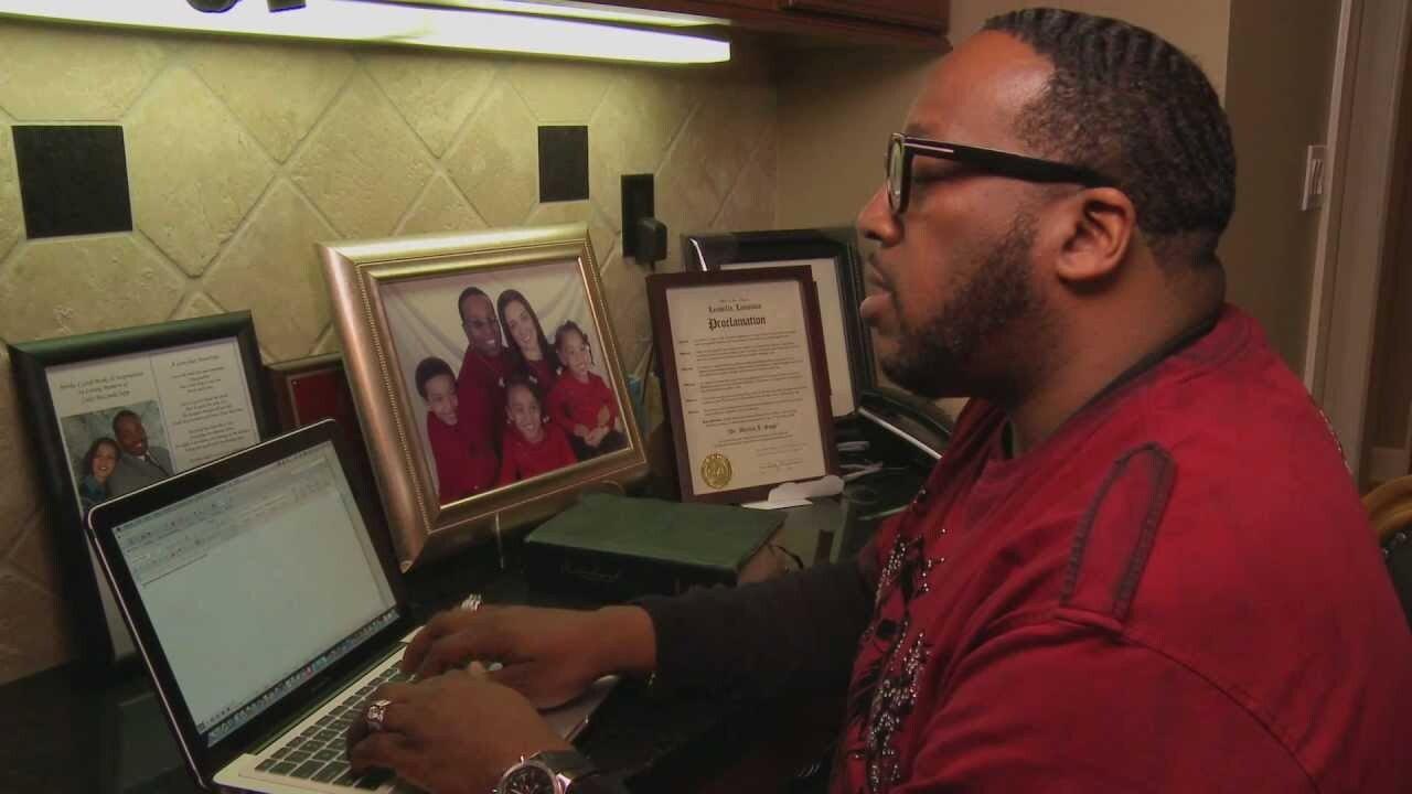 Marvin Sapp: Here I Am 2010 movie scene