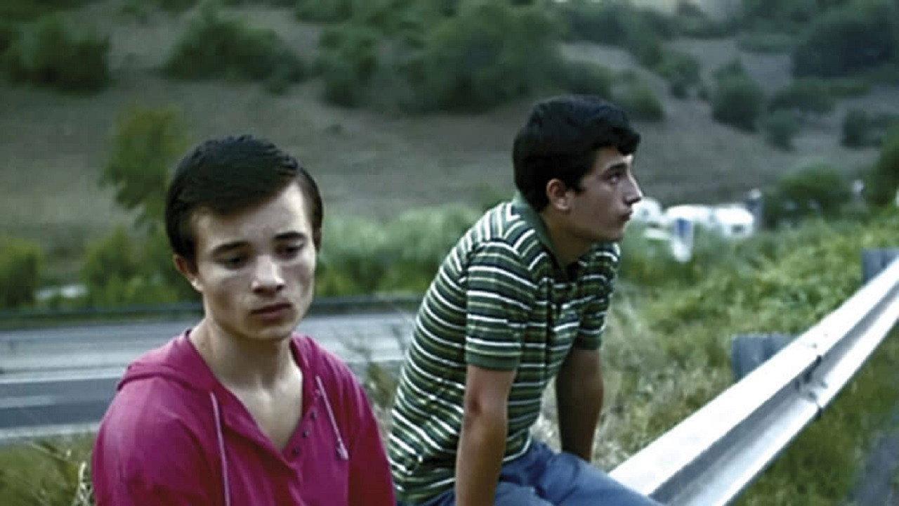 Land in Between 1996 movie scene
