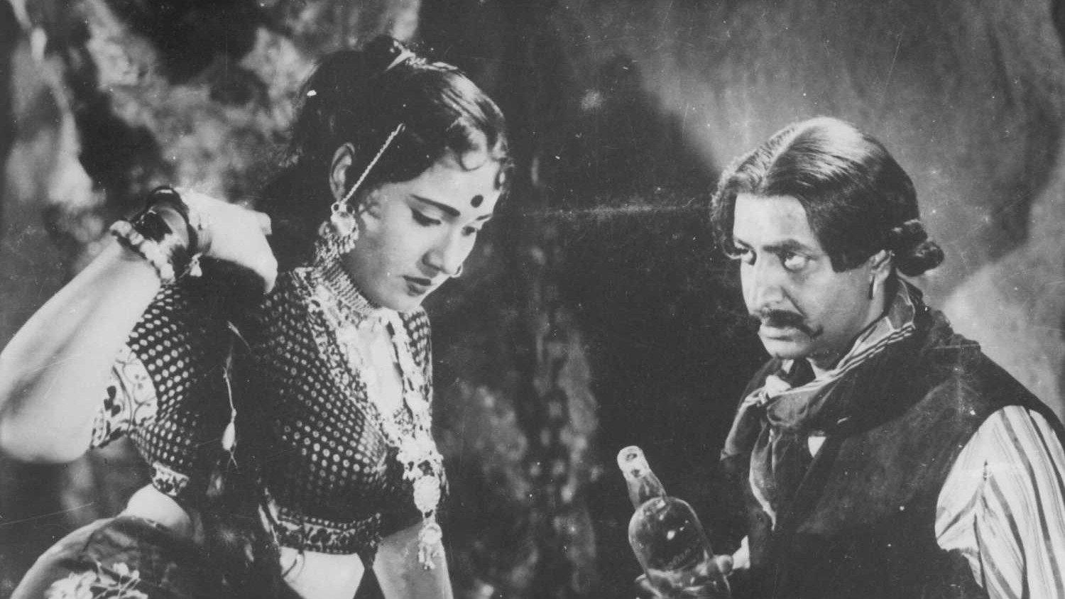 Jis Desh Mein Ganga Behti Hai 1960 movie scene