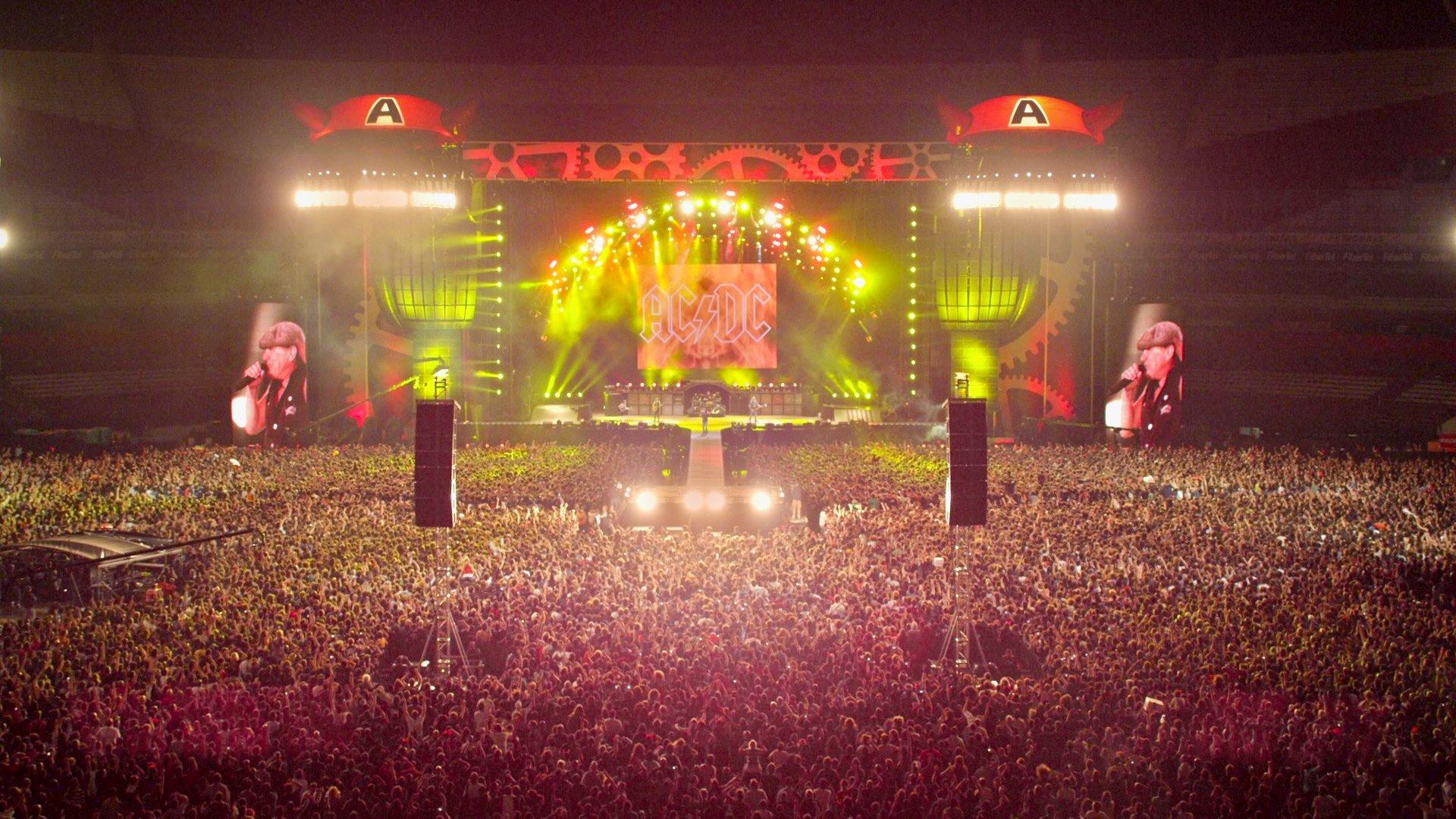 AC/DC: Live at River Plate 2009 movie scene