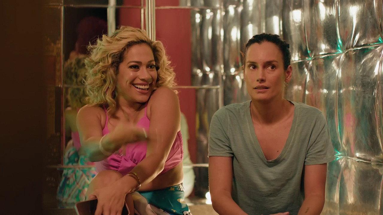 Julia tiene sugar 2024 movie scene