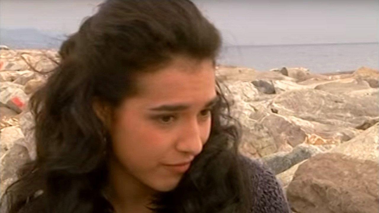 Lola vende cá 2002 movie scene