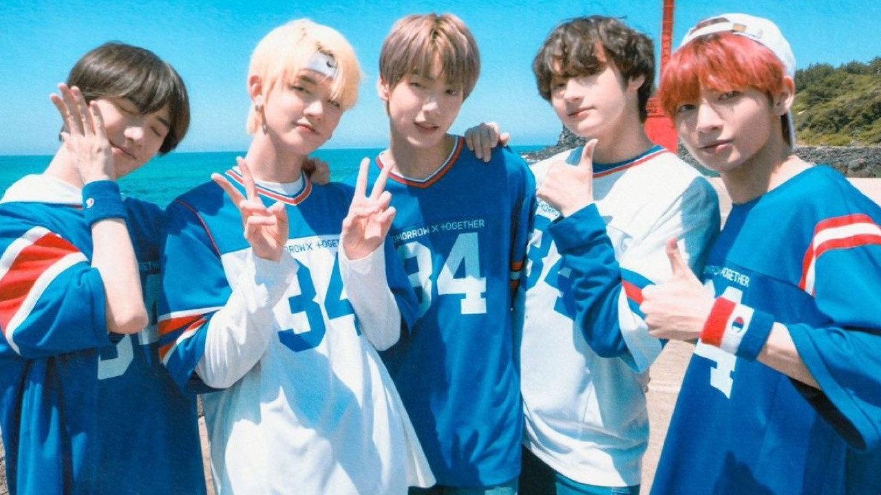 TOMORROW X TOGETHER The 2nd Photobook H:OUR 2020 movie scene