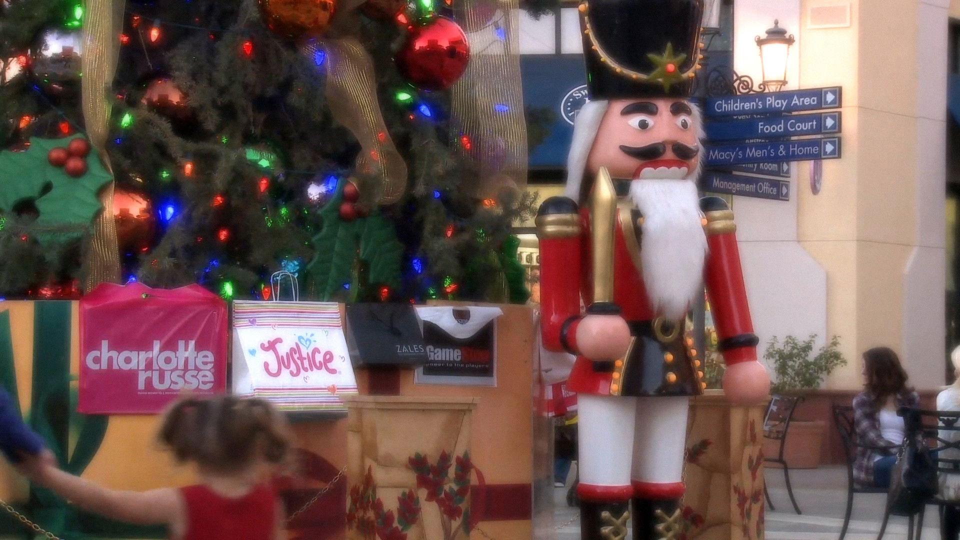 All I Want for Christmas 2014 movie scene