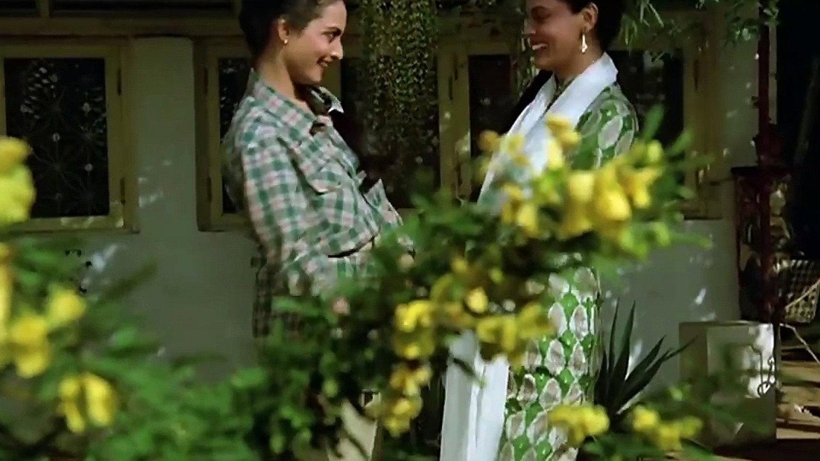 Jhoothi 1985 movie scene