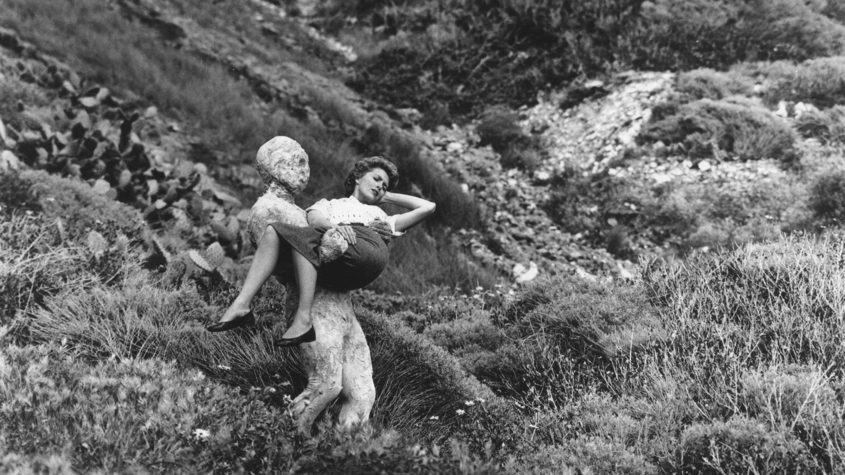 Curse of the Faceless Man 1958 movie scene