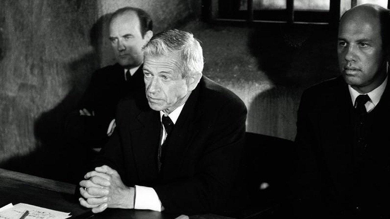 In One Hundred Years in May 1987 movie scene