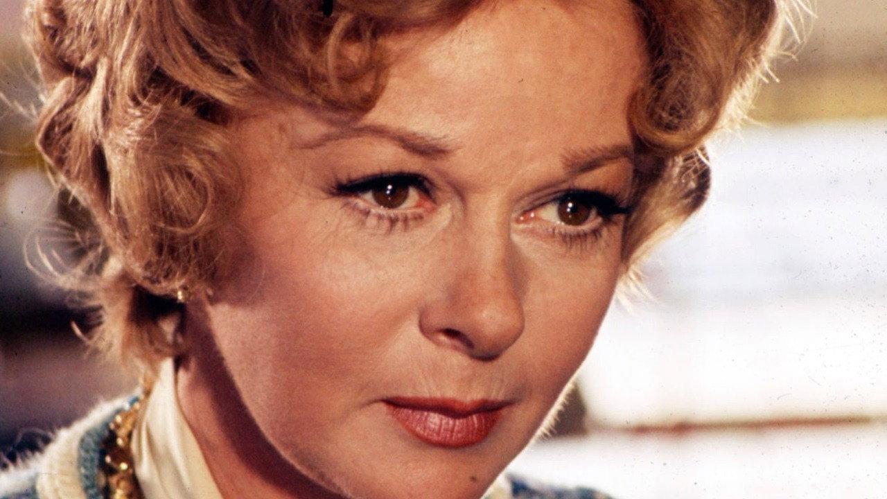 Say Goodbye, Maggie Cole 1972 movie scene