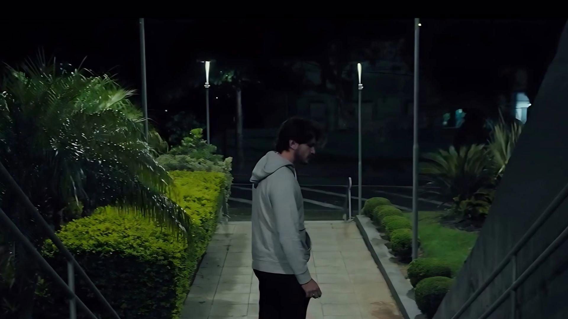 Quebrado 2025 movie scene