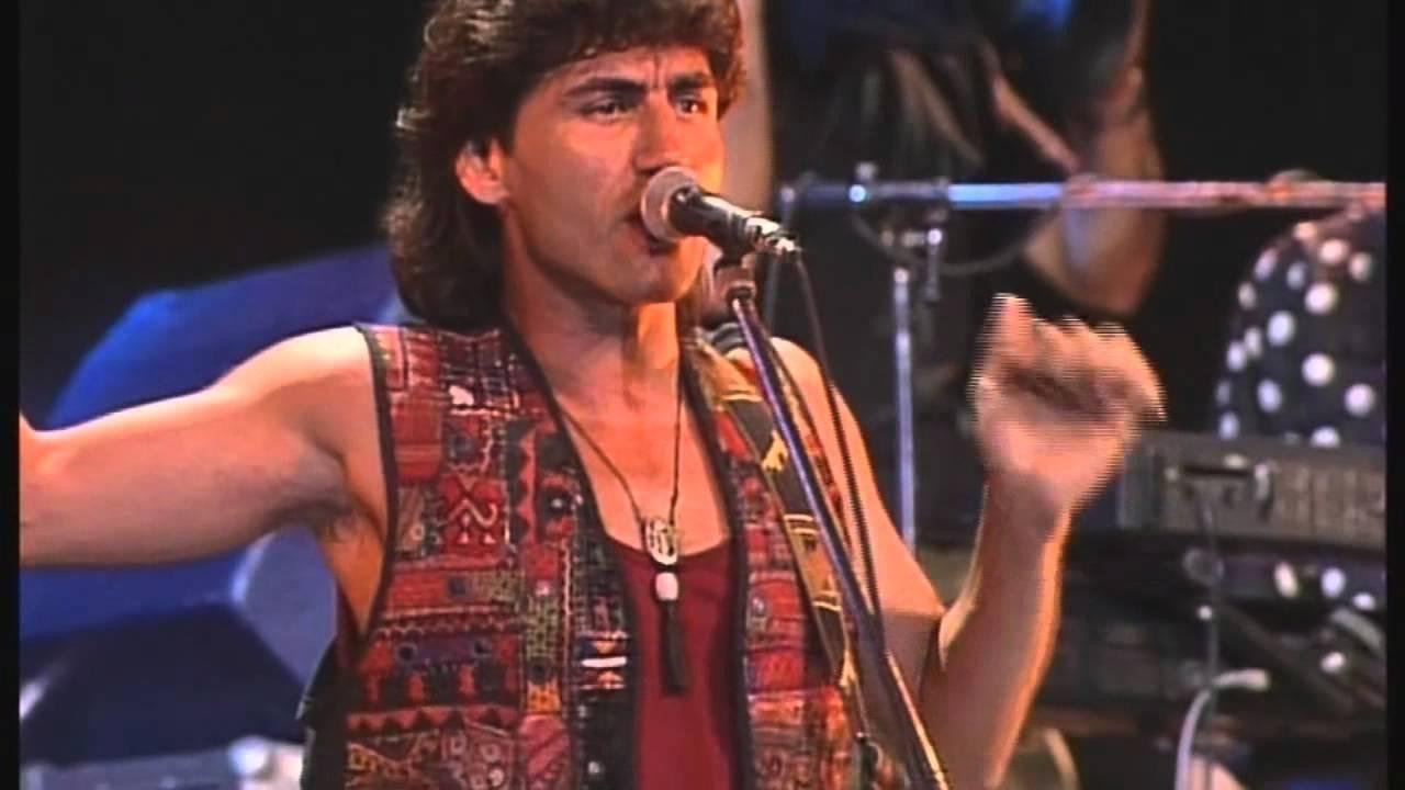 Ligabue Dal Vivo 1991 movie scene