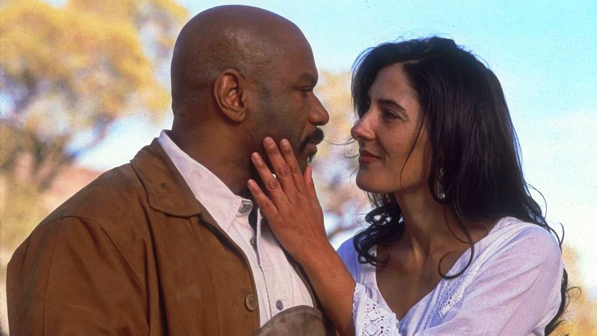 Sin 2003 movie scene