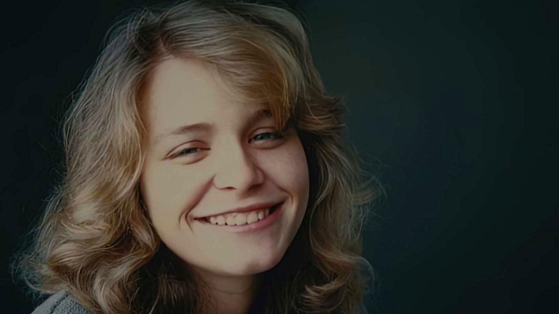 Girl in the Picture 2022 movie scene
