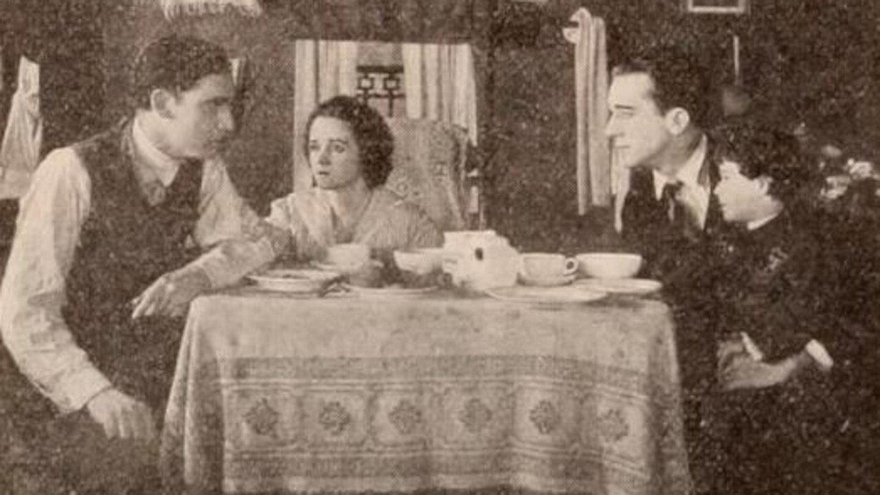 The Midnight Man 1917 movie scene